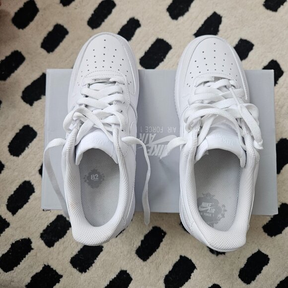 Women's Nike Air Force 1 Low - Picture 3 of 5